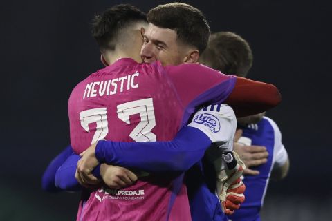 Dinamo Zagreb players celebrate at the end of the Europa Conference League round of 16, first leg soccer match between Dinamo Zagreb and PAOK at the Maksimir stadium in Zagreb, Croatia, Thursday, March 7, 2024. Dinamo Zagreb won 2-0. (AP Photo)