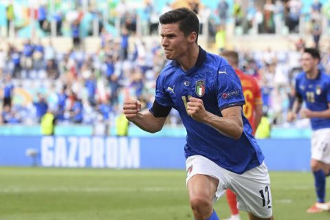 Ο Ματέο Πεσίνα ανοίγει το σκορ για την Ιταλία κόντρα στην Ουαλία στο Euro 2020