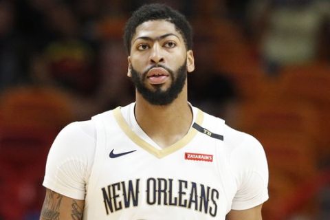 New Orleans Pelicans forward Anthony Davis (23) in action during an NBA basketball game Friday, Nov. 30, 2018, in Miami. (AP Photo/Brynn Anderson)