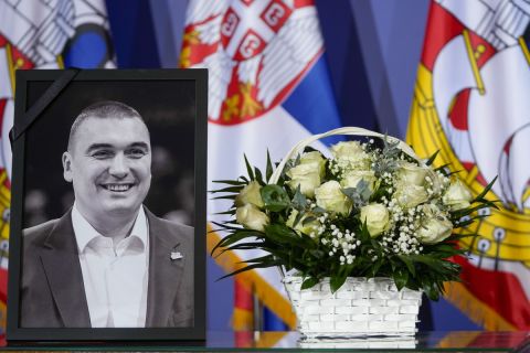 Ο πατέρας του Ντέγιαν Μιλόγεβιτς πέθανε 37 ημέρες μετά τον γιο του