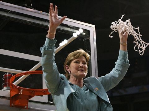 Πατ Σάμιτ: Το αντίο της Μεγάλης Κυρίας του μπάσκετ