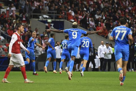 Οι παίκτες της Νάπολι πανηγυρίζουν γκολ που σημείωσαν κόντρα στην Μπράγκα για τη φάση των ομίλων του Champions League 2023-2024 στο "Μουνισιπάλ", Μπράγκα | Τετάρτη 20 Σεπτεμβρίου 2023