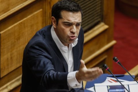 Σε επίκαιρη ερώτηση του προέδρου της Αξιοματικής Αντιπολίτευσης ΝΔ κ. Κυριάκου Μητσοτάκη για θέματα ασφάλειας απαντά ο πρωθυπουργός Αλέξης Τσίπρας στην «ώρα του πρωθυπουργού», σήμερα, 3 Νοεμβρίου 2017.(EUROKINISSI / Γιώργος Κονταρίνης)