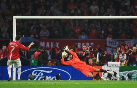 MOSCOW - MAY 21:  Cristiano Ronaldo of Manchester United has his penalty kick saved by Petr Cech of Chelsea in the shoot-out during the UEFA Champions League Final match between Manchester United and Chelsea at the Luzhniki Stadium on May 21, 2008 in Moscow, Russia.  (Photo by Jamie McDonald/Getty Images)