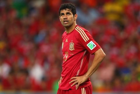 RIO DE JANEIRO, BRAZIL - JUNE 18:  Diego Costa of Spain looks on during the 2014 FIFA World Cup Brazil Group B match between Spain and Chile at Maracana on June 18, 2014 in Rio de Janeiro, Brazil.  (Photo by Clive Rose/Getty Images)