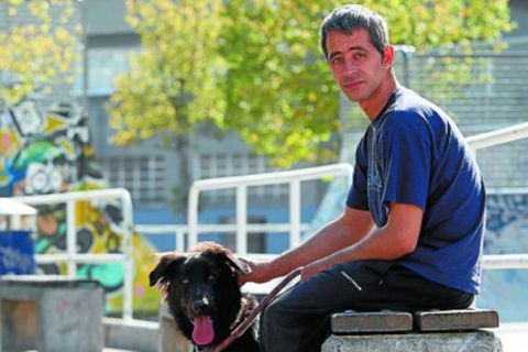 Η Ρεάλ Σοθιεδάδ έδωσε δουλειά σε άστεγο έξω από το "Ανοέτα"