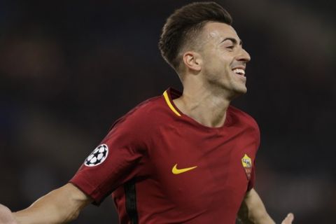 Roma's Stephan El Shaarawy celebrates after scoring his side's second goal during the Champions League group C soccer match between Roma and Chelsea, at the Olympic stadium in Rome, Tuesday, Oct. 31, 2017. (AP Photo/Andrew Medichini)