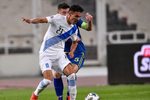 Ο Δημήτρης Γιαννούλης σε φάση από το ματς της Εθνικής Ελλάδας με το Κόσοβο