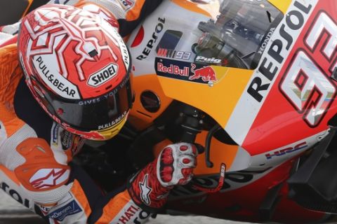 Marc Marquez of Spain drives his motorcycle during the Moto GP race at the Termas de Rio Hondo circuit in Argentina, Sunday, March 31, 2019. (AP Photo/Nicolas Aguilera)
