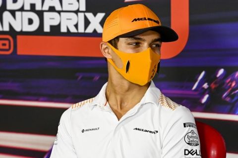 Ο Λάντο Νόρις της McLaren σε συνέντευξη Τύπου στο Άμπου Ντάμπι στις 10 Δεκεμβρίου του 2020.
