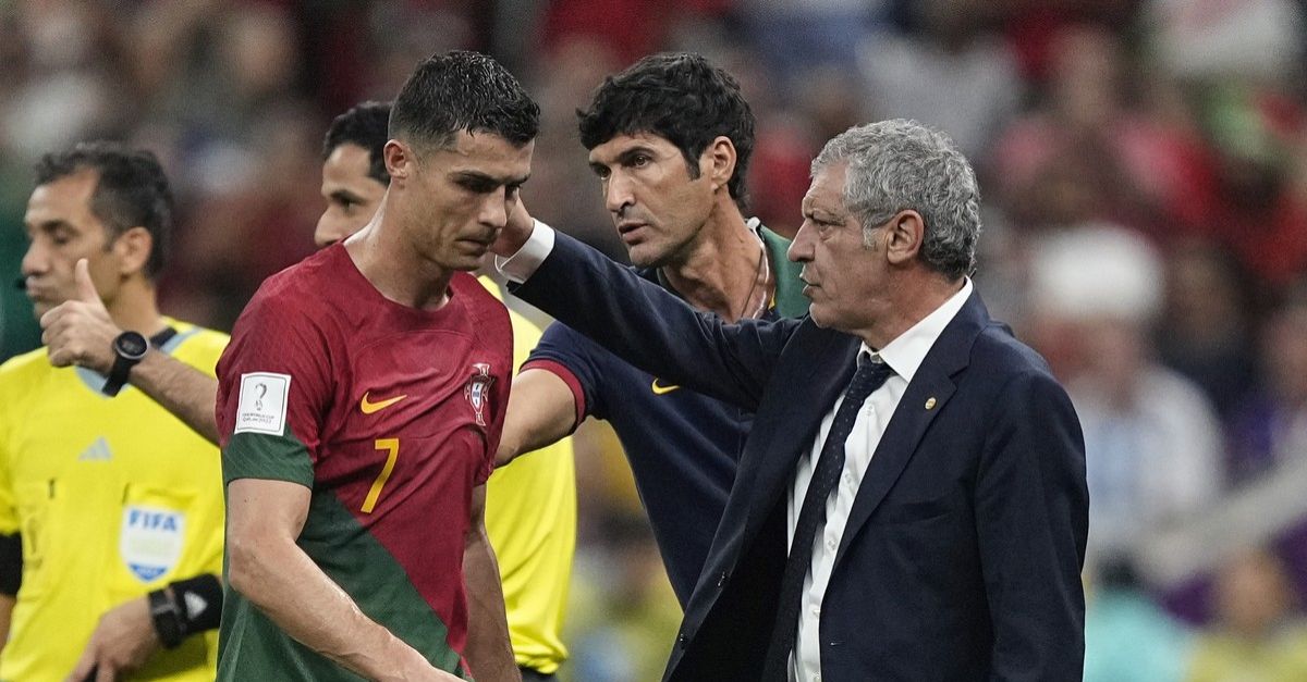Fernando Santos berated the CR7 in front of his teammates