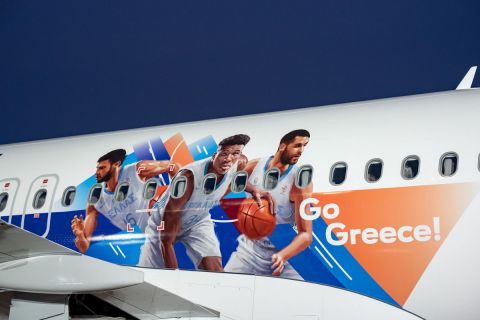 Με τα φτερά της AEGEAN και το "δικό της" αεροπλάνο πετά στο Μιλάνο η Εθνική ομάδα μπάσκετ