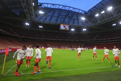 Παίκτες της Ολλανδίας πριν από την αναμέτρηση με την Πολωνία για τη φάση των ομίλων του Nations League 2020-2021 στη "Γιόχαν Κρόιφ Αρένα", Άμστερνταμ | Παρασκευή 4 Σεπτεμβρίου 2020