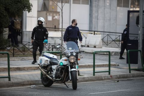 Μέτρα της Ελληνικής Αστυνομίας στους δρόμους γύρω από το Εφετείο, την Παρασκευή 23 Οκτωβρίου 2020.
(EUROKINISSI/ΣΩΤΗΡΗΣ ΔΗΜΗΤΡΟΠΟΥΛΟΣ)