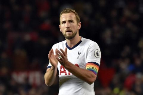 Tottenham's Harry Kane during the English Premier League soccer match between Manchester United and Tottenham Hotspur at Old Trafford in Manchester, England, Wednesday, Dec. 4, 2019. (AP Photo/Rui Vieira)