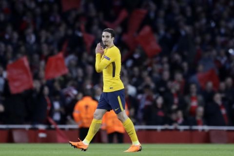Atletico's Sime Vrsaljko reacts as he leaves the pitch during the Europa League semifinal first leg soccer match between Arsenal FC and Atletico Madrid at Emirates Stadium in London, Thursday, April 26, 2018. (AP Photo/Matt Dunham)