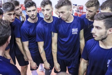 Ανδρεόπουλος: "Έχω 18 αθλητές τους οποίους εμπιστεύομαι"