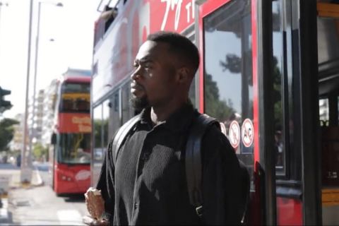 Το ευρηματικό video του ΠΑΟΚ για τη μεταγραφή Νάρεϊ: Το ανοιχτό λεωφορείο με στάση την Τούμπα