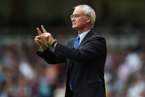 LONDON, ENGLAND - AUGUST 15: Claudio Ranieri Manager of Leicester City gestures during the Barclays Premier League match between West Ham United and Leicester City at the Boleyn Ground on August 15, 2015 in London, United Kingdom.  (Photo by Michael Regan/Getty Images)