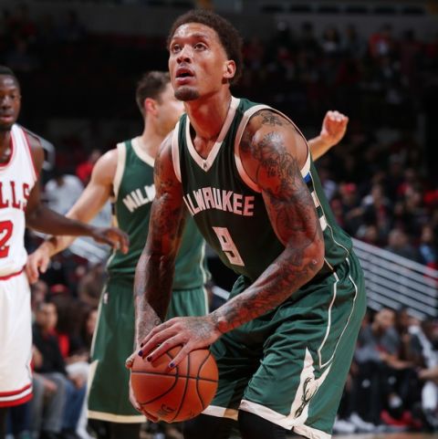 CHICAGO, IL - OCTOBER 3:  Michael Beasley #9 of the Milwaukee Bucks shoots a free throw against the Chicago Bulls during a preseason game on October 3, 2016 at United Center in Chicago, IL. NOTE TO USER: User expressly acknowledges and agrees that, by downloading and/or using this Photograph, user is consenting to the terms and conditions of the Getty Images License Agreement. Mandatory Copyright Notice: Copyright 2016 NBAE (Photo by Gary Dineen/NBAE via Getty Images)