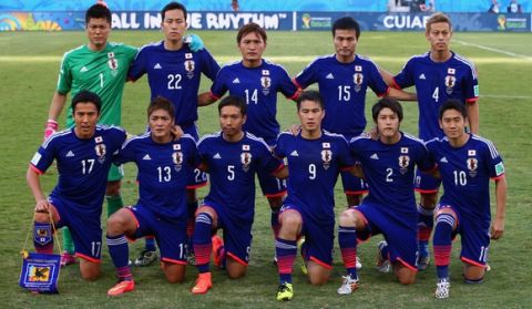 CUIABA, BRAZIL - JUNE 24:  Japan players pose for a team photo during the 2014 FIFA World Cup Brazil Group C match between Japan and Colombia at Arena Pantanal on June 24, 2014 in Cuiaba, Brazil.  (Photo by Adam Pretty/Getty Images)