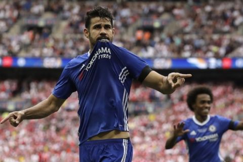 Chelsea's Diego Costa, left, celebrates scoring his team's equalizer during the English FA Cup final soccer match between Arsenal and Chelsea at the Wembley stadium in London, Saturday, May 27, 2017. (AP Photo/Matt Dunham)
