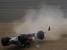 Σοκάρουν οι σκηνές από το τρομακτικό ατύχημα του Τσόου στην εκκίνηση του GP του Σιλβερστόουν