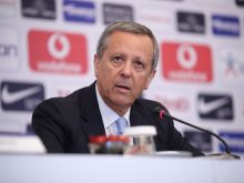 ΕΠΟ: "Είμαστε σε επικοινωνία με την UEFA για τους elite διαιτητές"