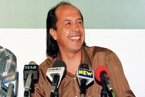 Ρότσα: “Να μείνει ο Μουνιόθ”