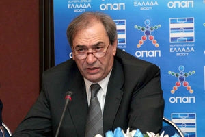 Περιμένοντας τον Καλογιάννη