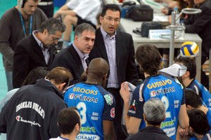 Λεώνης: “Δεν αντέχουμε στην πίεση”