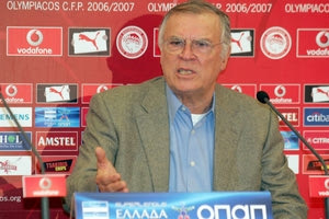 Θεοδωρίδης: “Ποδόσφαιρο, όχι κατς”