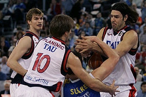 Tαού γεμάτη… ατού