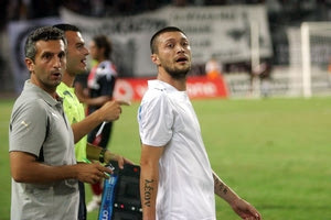 Βερόν: “Προσωπικά θέλω να μείνω”
