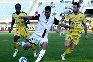 Χωρίς Κουνενάκη για την ανατροπή