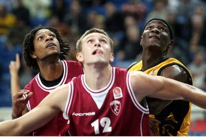 AEK-AEΛ: 71-66