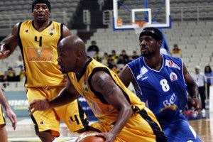 AEK-Koλοσσός: 90-72