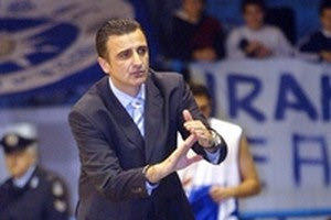 Ράτσα: “Να βοηθήσουμε τους νεαρούς”