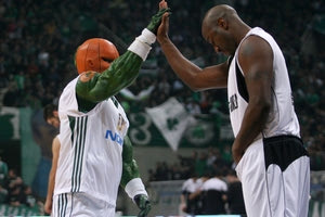 MVP Μαρτίου ο Μιλτ Παλάσιο