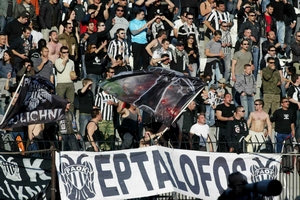 Με 500 φιλάθλους του στην Λάρισα