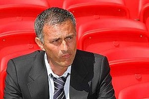 Μουρίνιο: “Θα λείψει η Αγγλία”
