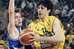 Έκλεισε τον Βλάντιμιρ Πέτροβιτς | SPORT24