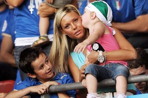 Οι… “hot” celebrities του Euro (photos)!