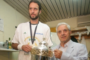 Γιαννακόπουλος: “Η ομάδα είναι η ζωή μας”