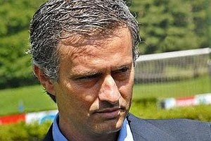 Moυρίνιο: “Θέλουμε επενδυτές στιλ Αμπράμοβιτς”