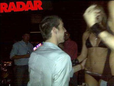 Σε… στριπ κλαμπ ο Μάικλ Φελπς (photos)!