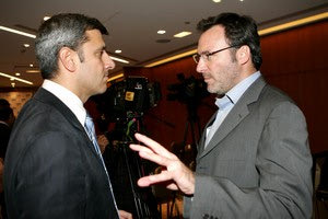 Διευκρινίσεις Κομνηνού για τα πλέι οφ
