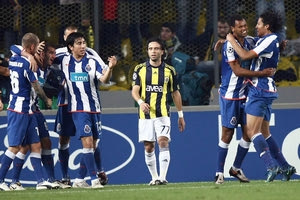 Πρόκριση για Άρσεναλ και Πόρτο