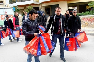 Αντιπροσωπεία “αγάπης” στην… Κιβωτό