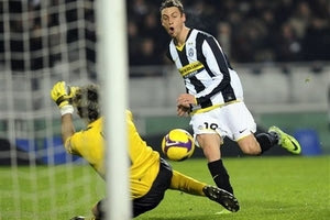 Κορυφή η “Γιούβε”, Τσιρίλο – Σορεντίνο 0-1